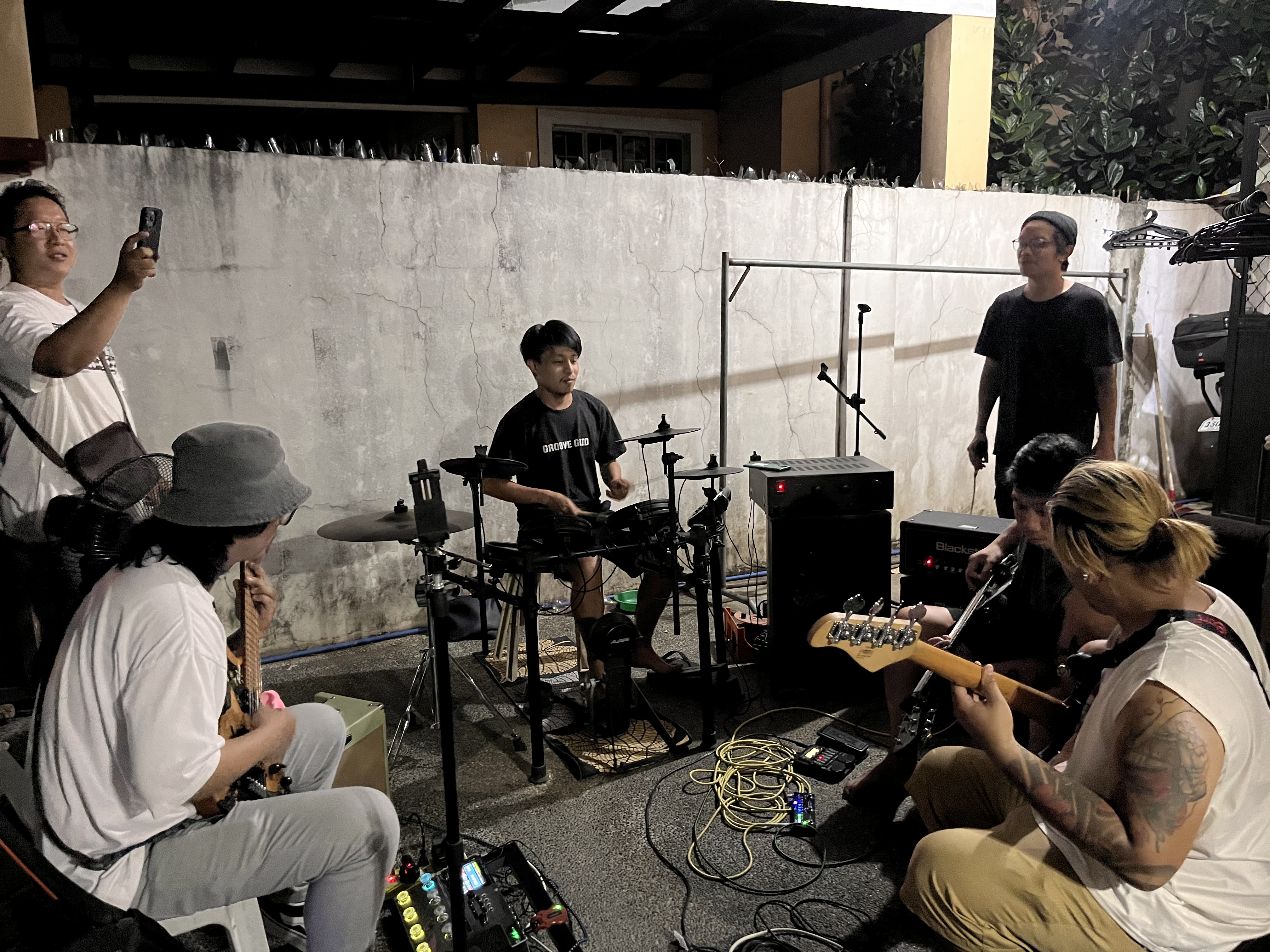 A Friday Night Jam: When Amere, Captain Jack PH, and Continents Reunited